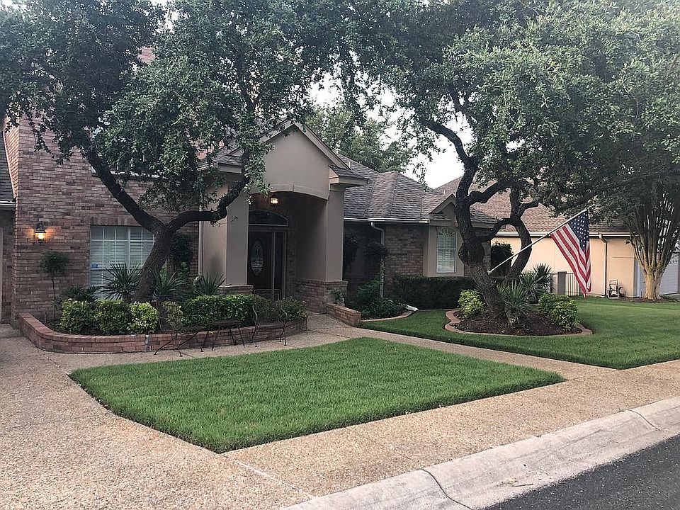 2nd image of 18106 Emerald Forest Dr