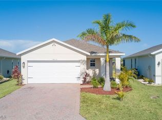 18517 Cronin Sand Ln, North Fort Myers, FL 33917