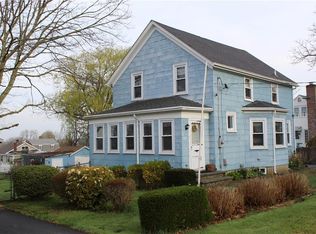 203 Wolcott Ave, Middletown, RI 02842