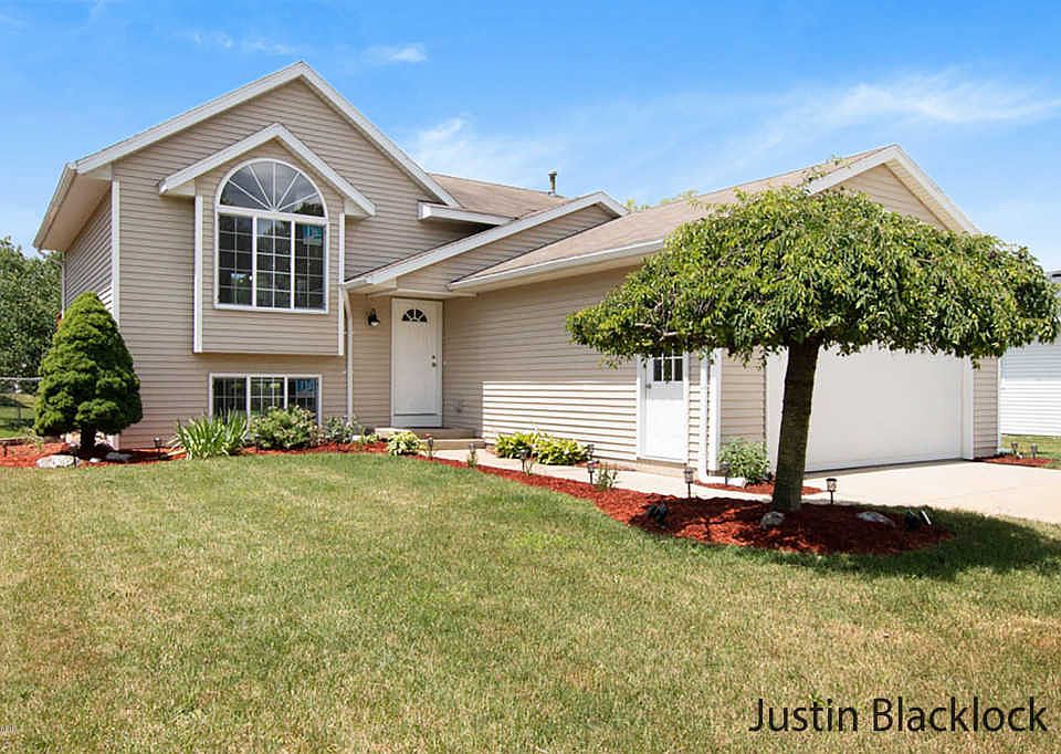 1st image of 5063 Breezefield Dr SE