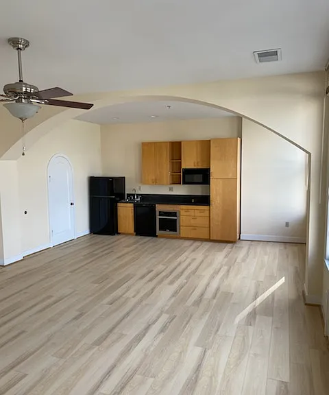 Twohy Apartments — Photo 9