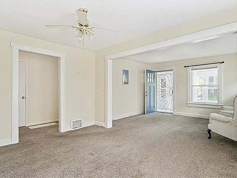 216 N Wheeling Ave — Photo 6