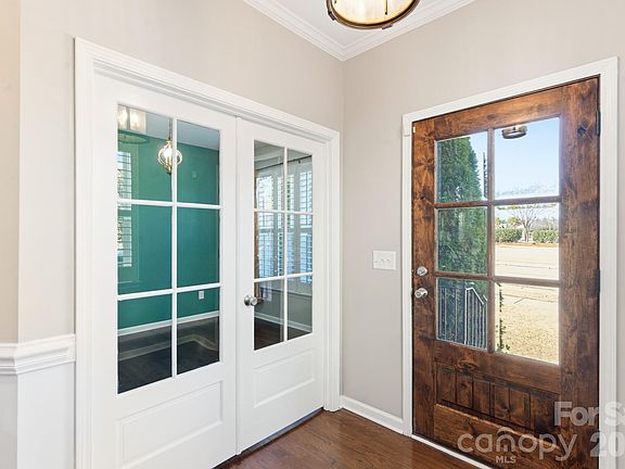 3rd image of 4320 Carrington Dr