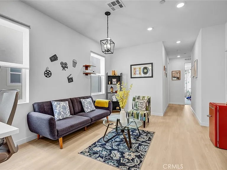 27676 Symphony Pl — Photo 12