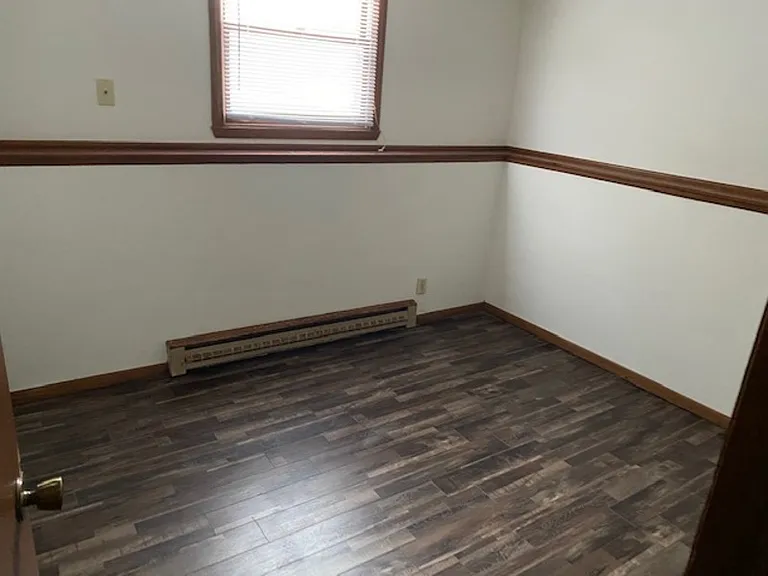 245 Egan St — Photo 5