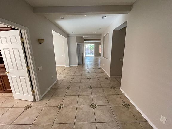 3rd image of 2647 Ivoryhill St
