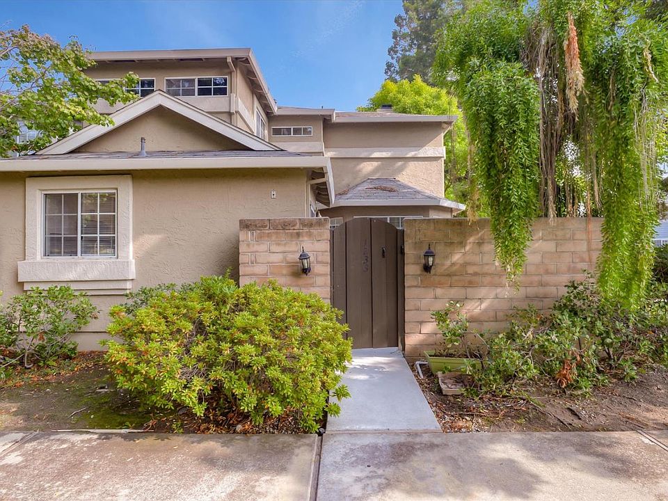 1st image of 1233 Sanchez Way