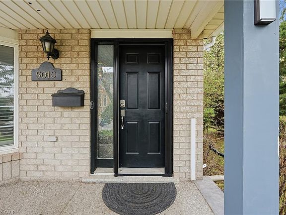 3rd image of 5010 Bunton Cres