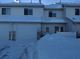 1678 Freedom Ln, Waconia, MN 55387