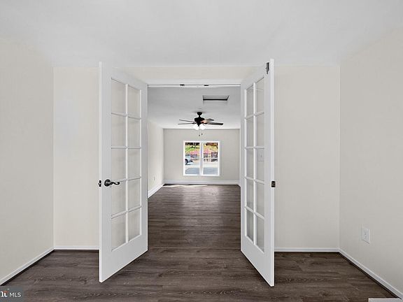 3rd image of 207 Whitsons Run
