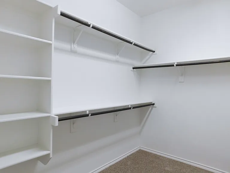 2401 Windhaven Dr — Photo 20