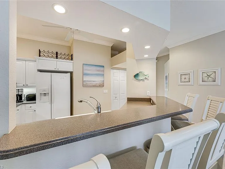 14734 Glen Eden Dr — Photo 12