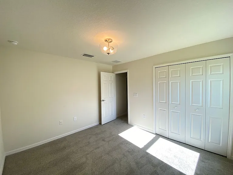 8190 N Wakefield Dr — Photo 31