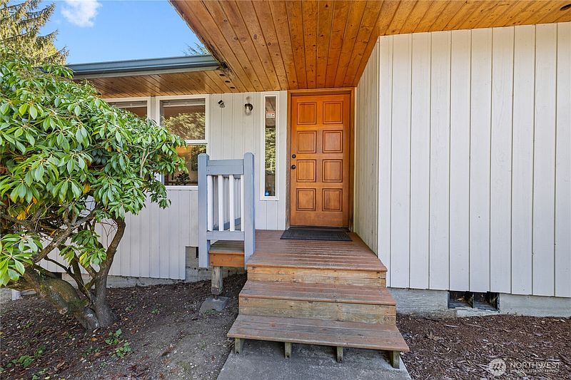 3rd image of 24 74th Street SW