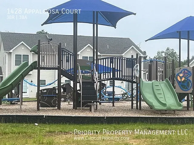 1428 Appaloosa Ct — Photo 32