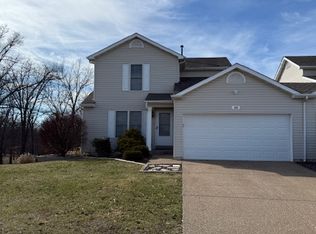 48 Columbia Ct, Wentzville, MO 63385