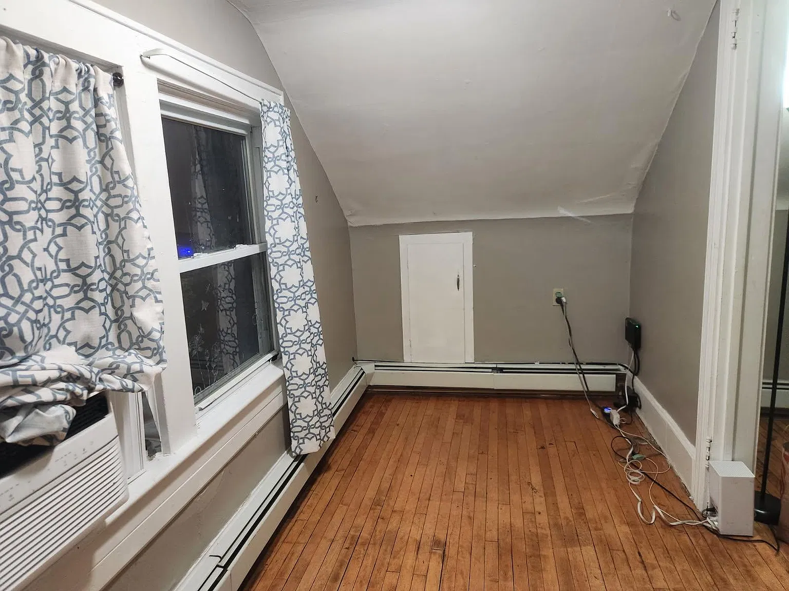 2 bed, $1,350 — Photo 2