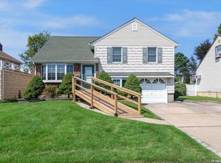 3777 Bernard Dr, Wantagh, NY 11793