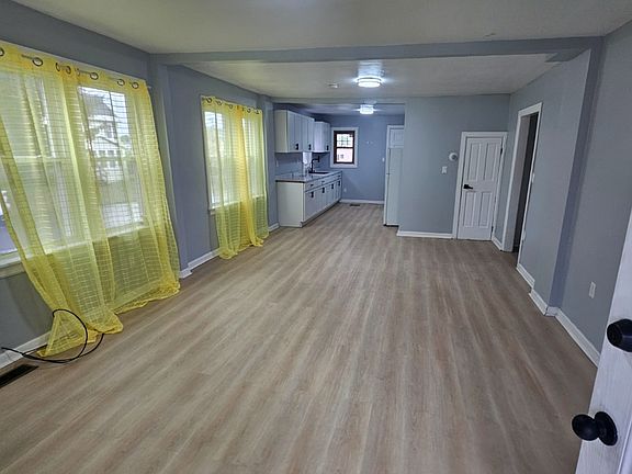 2nd image of 501 Calvert St #1