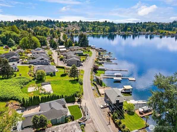 418 423 S Lake Stevens Road, Lake Stevens, WA 98258