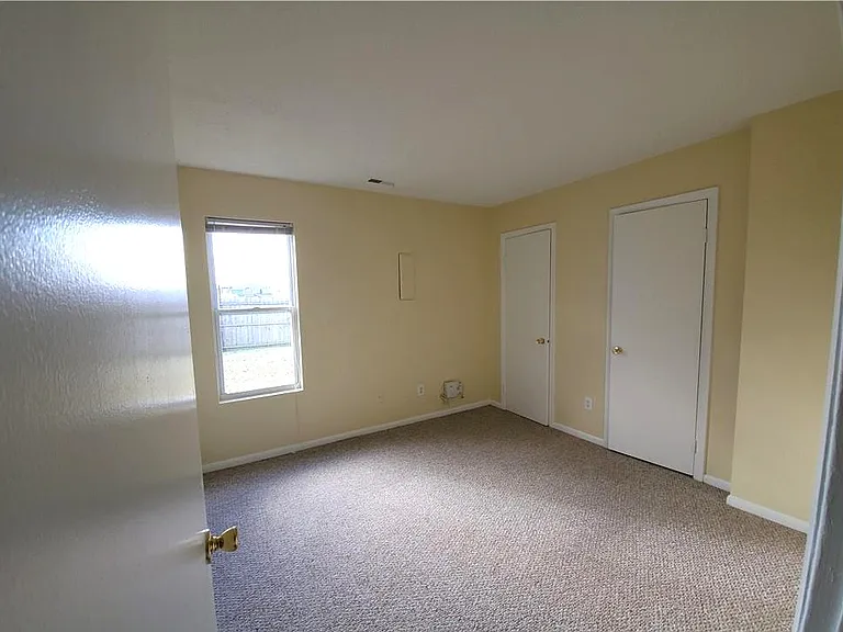 1613 Dominion Ct — Photo 9