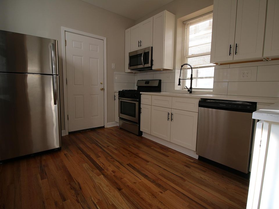 1st image of 4832 N Drake Ave #1