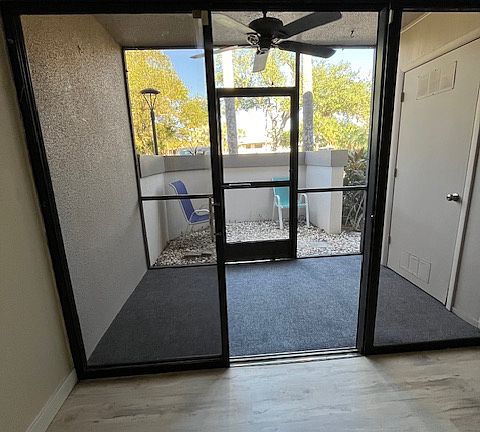 Sliders to lanai and open patio space