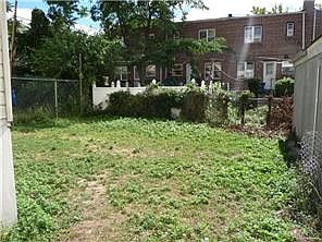 4th image of 1320 Needham Ave