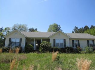 9580 Morefield Meadows Dr, Amelia Court House, VA 23002