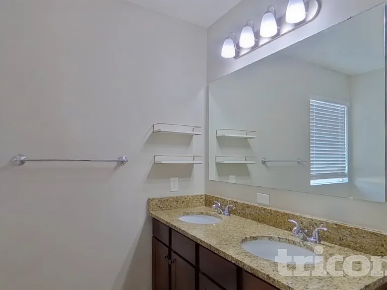 15320 Scorpio St — Photo 8