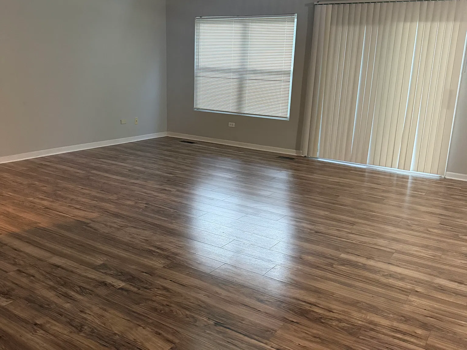 2 bed, 2.5 bath, 1406 sqft, $2,250 — Photo 3
