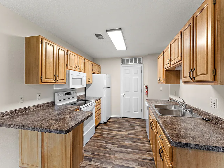 Georgetown Townhomes — Photo 29