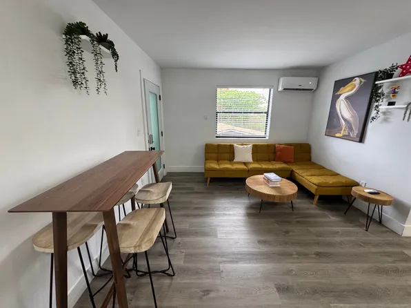 584 NW 30th St APT 3, Miami, FL 33127
