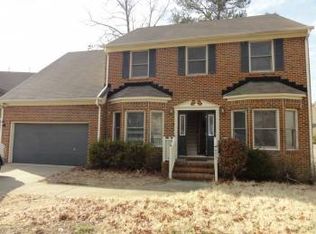 803 Duncombe Ln, Newport News, VA 23608