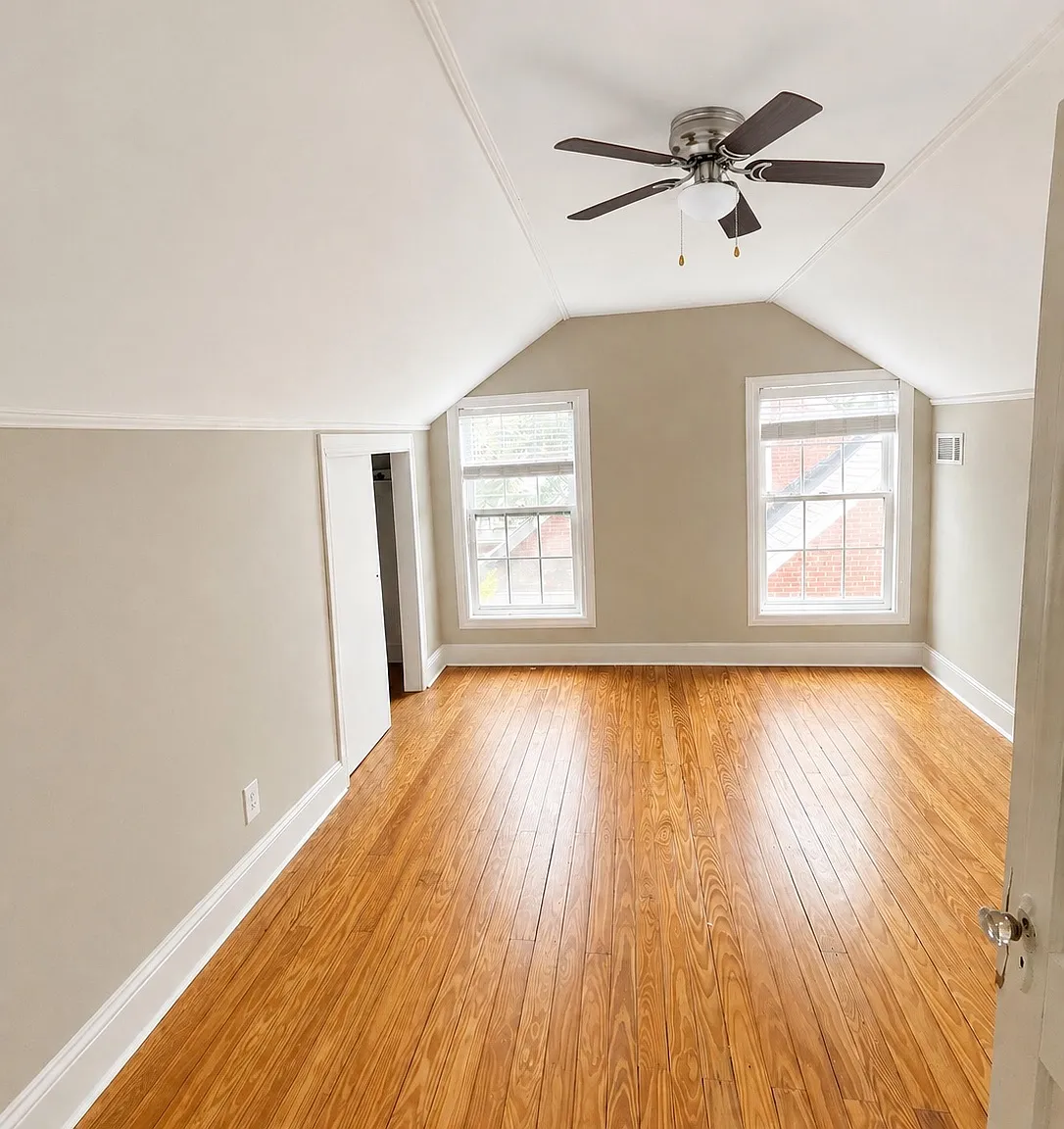 3 bed, 2349 sqft, $1,650 — Photo 3