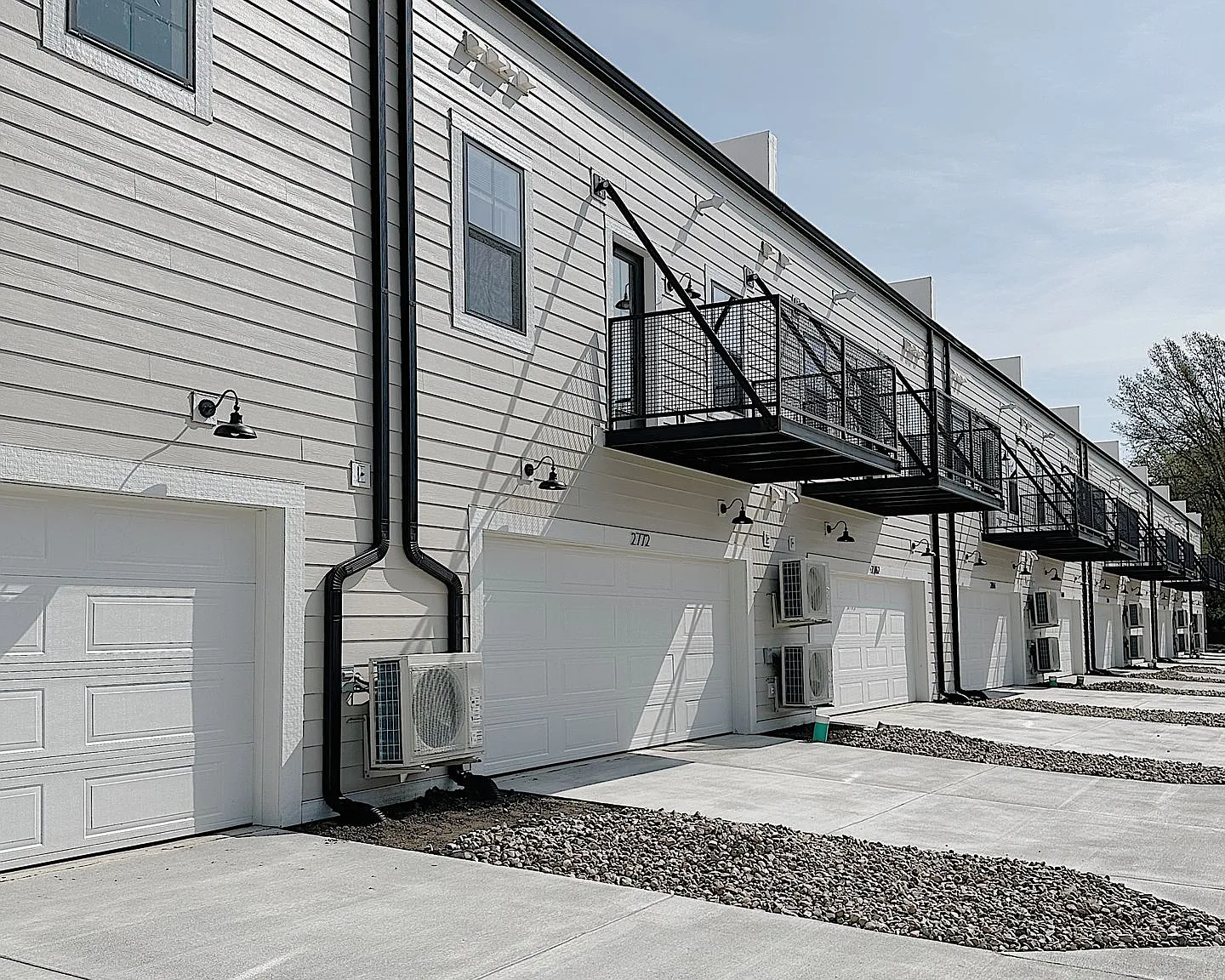 West Heights — Photo 4