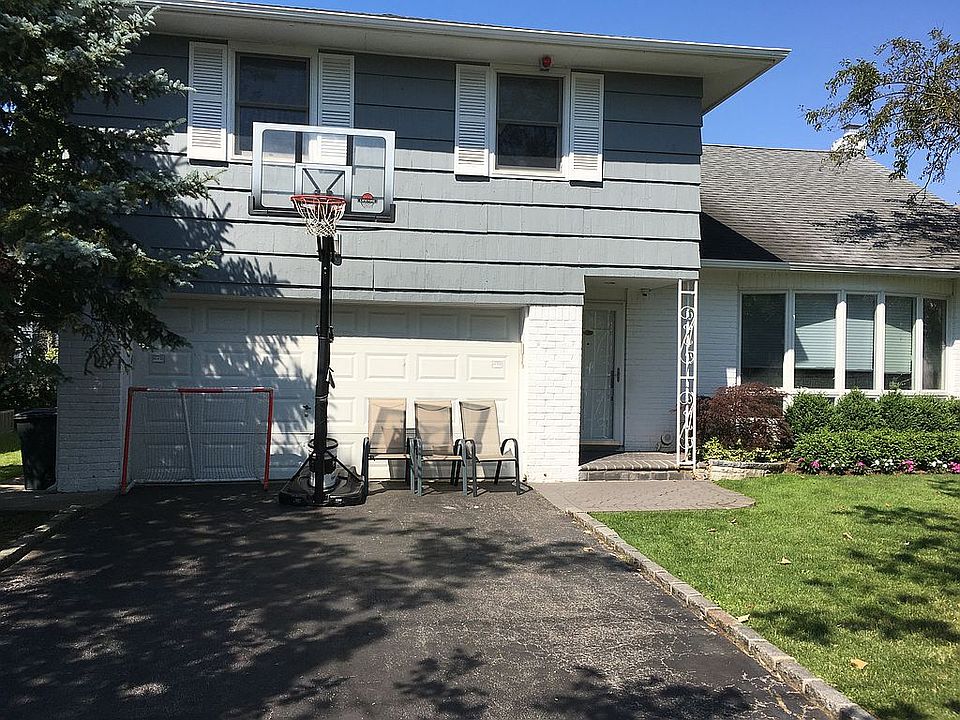 1st image of 607 Derby Ave