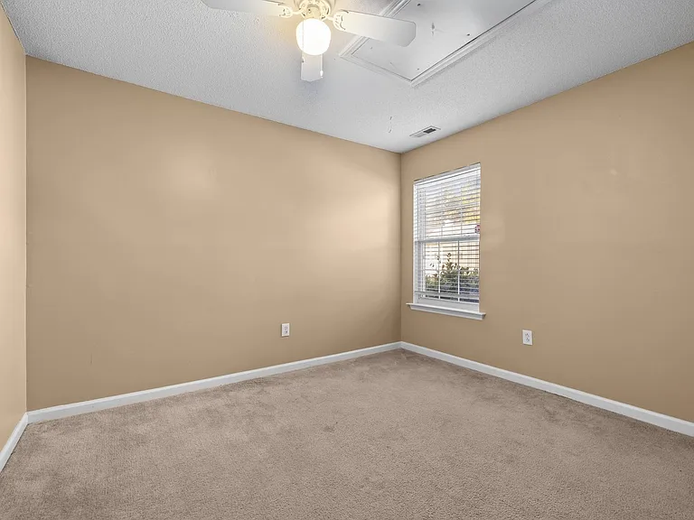 4109 Fawn Glen Dr — Photo 17
