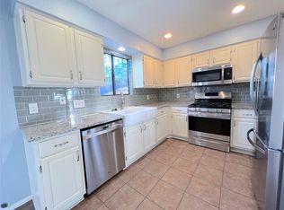 6603 Luckenbach Ln, Austin, TX 78729