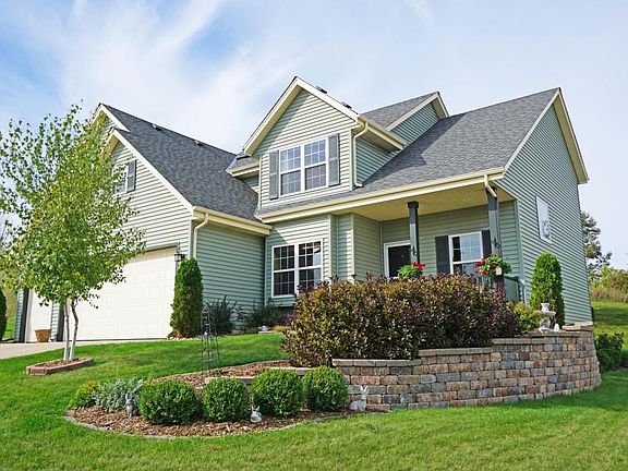 4th image of 860 Apple Grove Ln