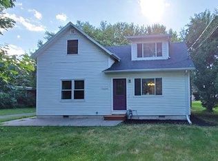 1595 S Park Ave, Neenah, WI 54956