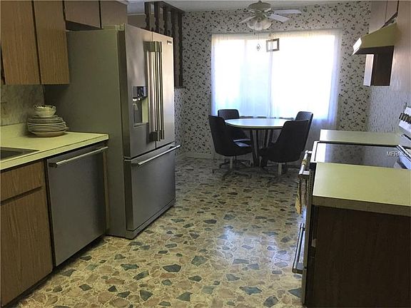 4th image of 2245 E Florence Ave
