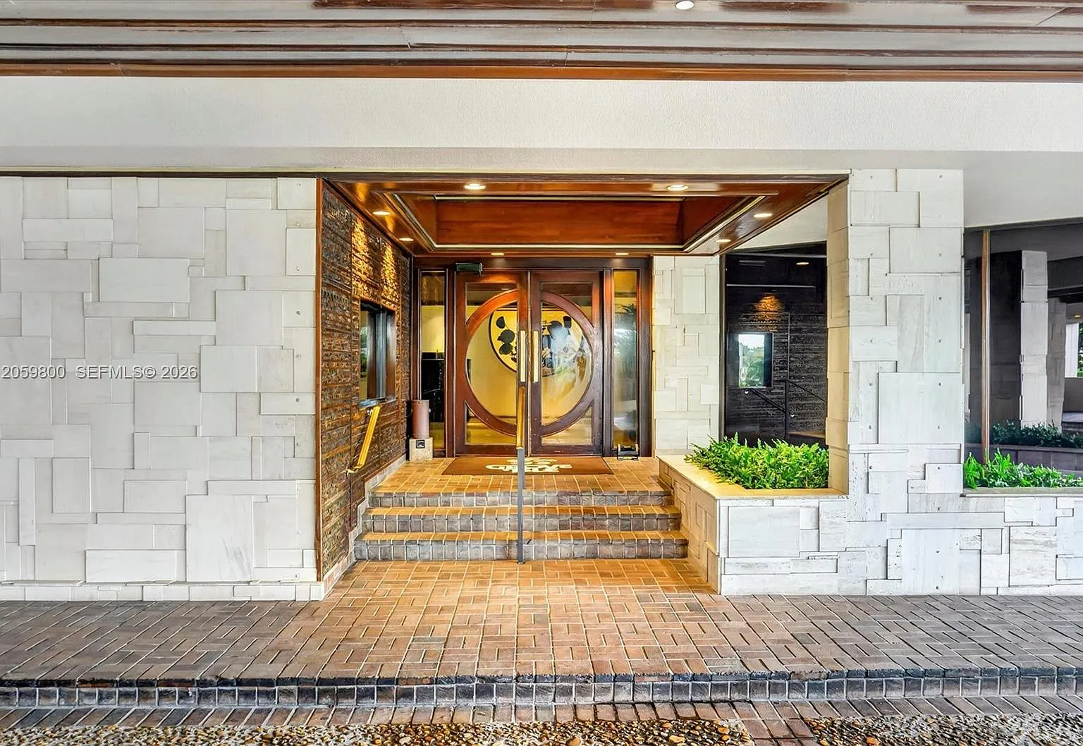 Grove Isle — Photo 1