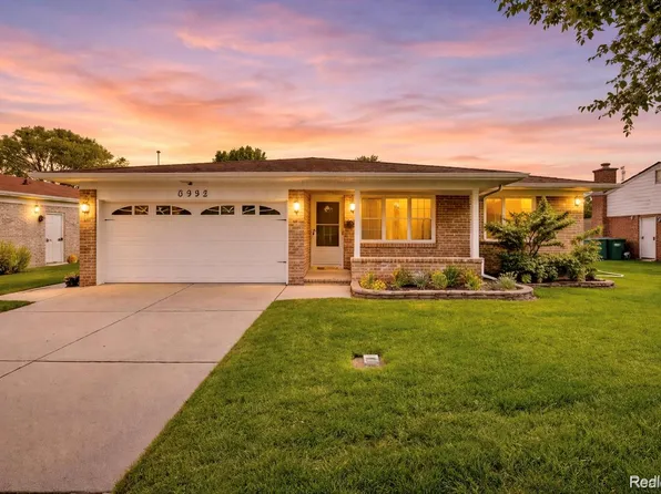 30232 Austin Dr, Warren, MI 48092