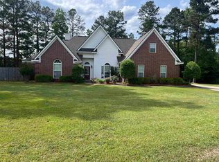 320 Terry Pond Cv, White Hall, AR 71602