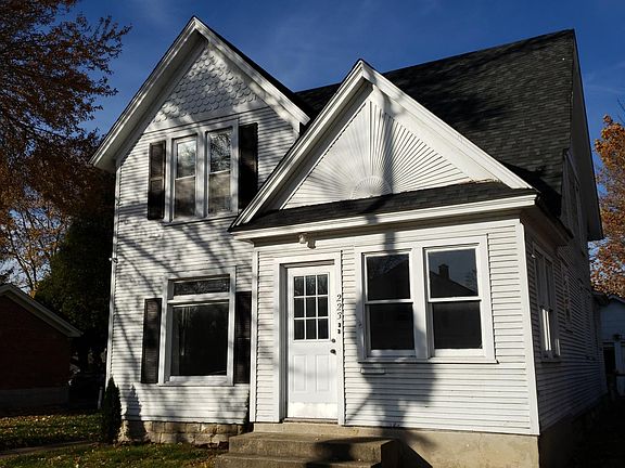 3rd image of 223 E Wilson St #1