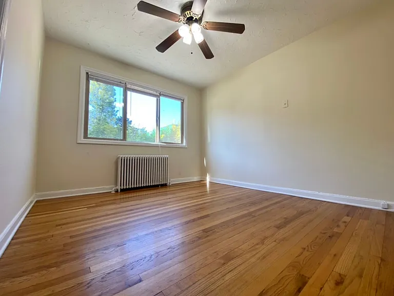 105 NE 61st Ave #5 — Photo 5
