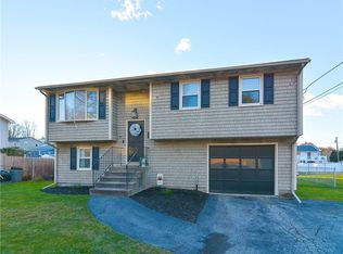 55 Royal Ave, Cranston, RI 02920