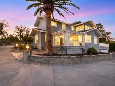 681 Upland Rd, Redwood City, CA, 94062