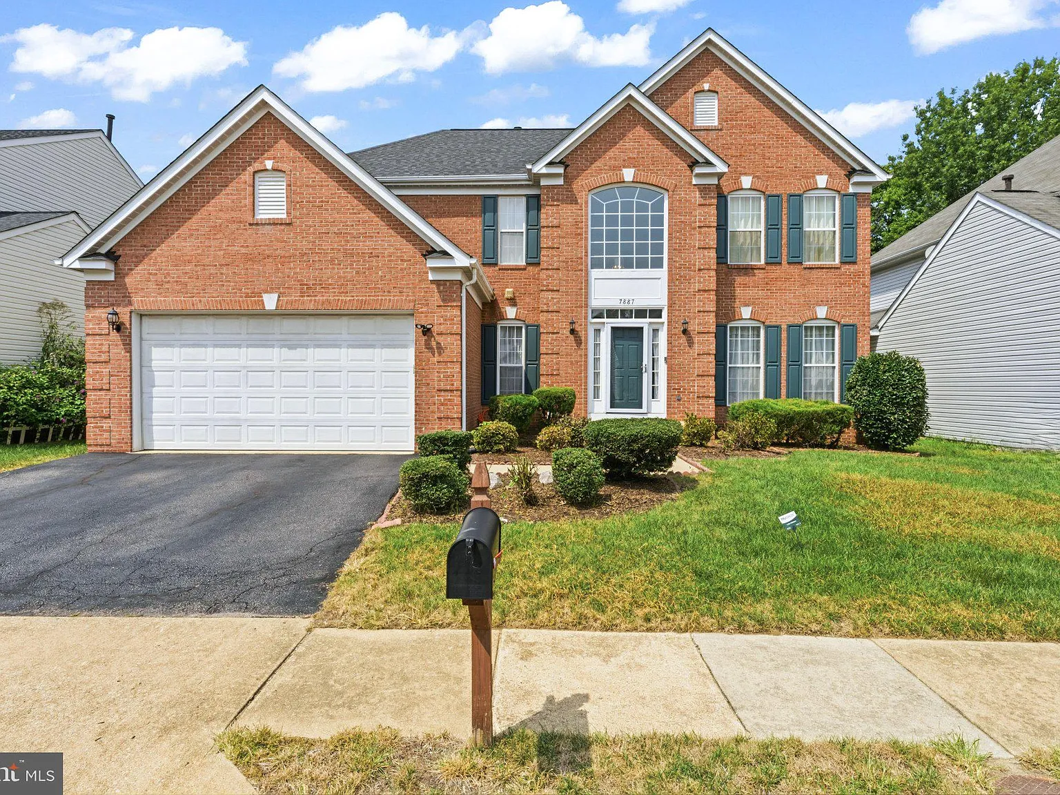 4 bed, 3.5 bath, 2662 sqft, $4,000 — Photo 3